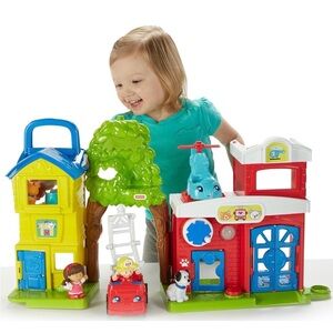 Fisher Price Little People Rescue Station Helicopter Firetruck + extras